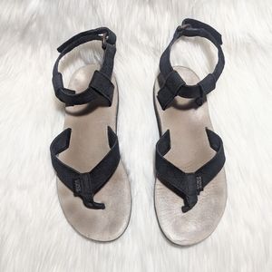 TEVA SANDAL 1007552 Black & Tan Velcro closure Women’s  Size 7